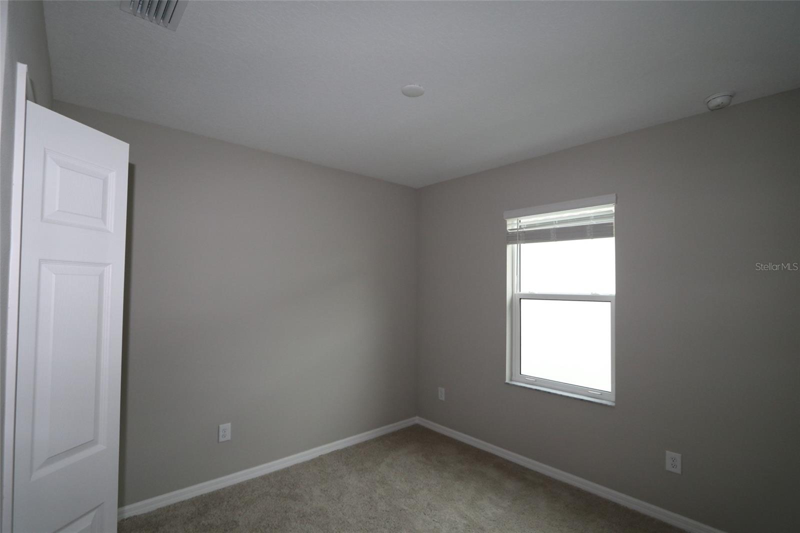 Listing Image #6