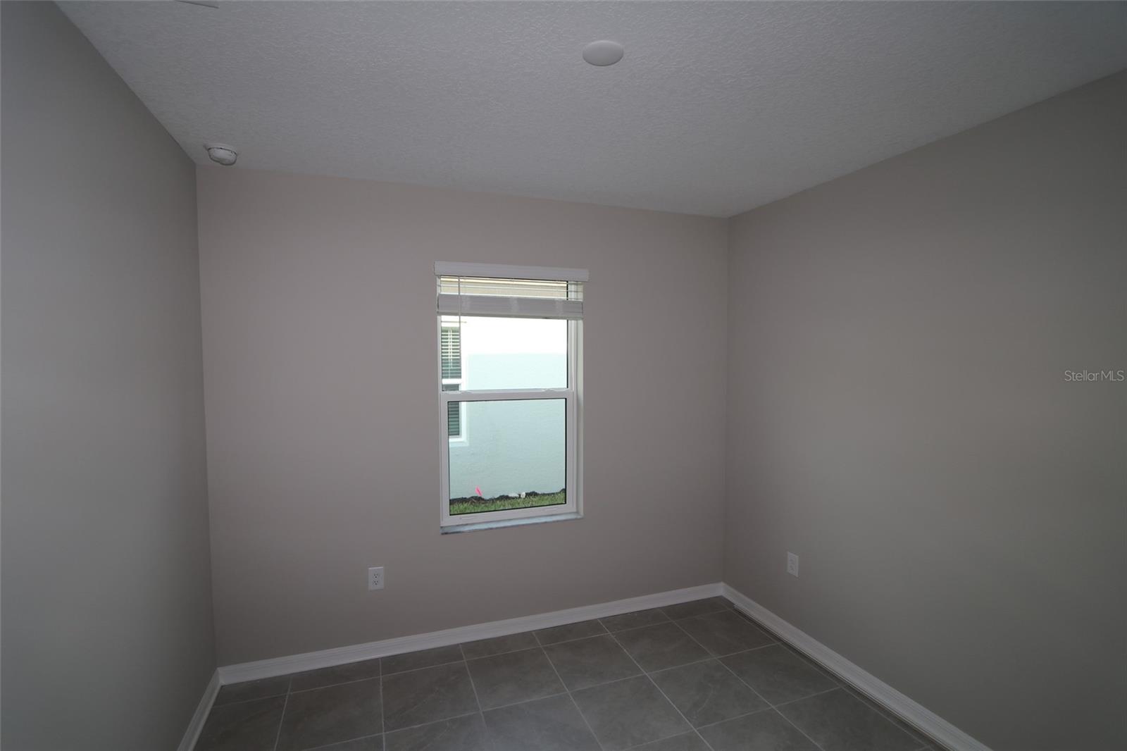 Listing Image #8