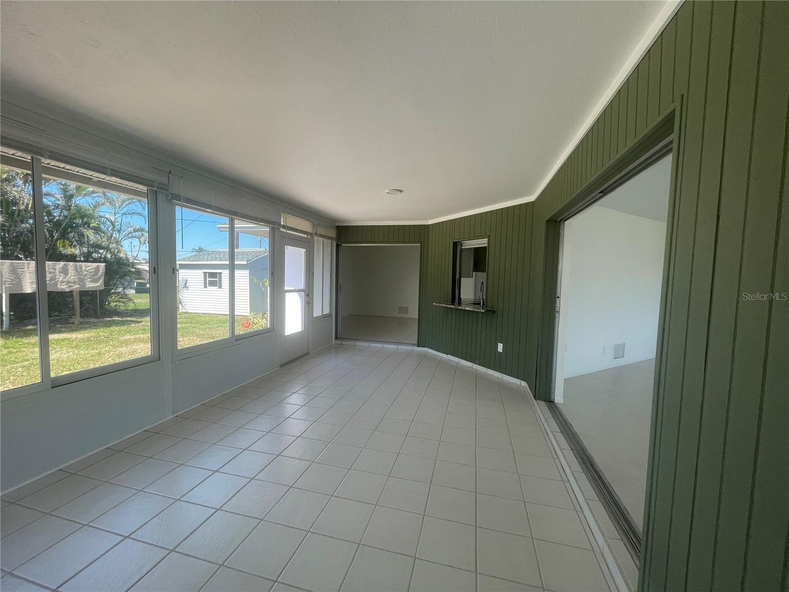 Listing Image #12