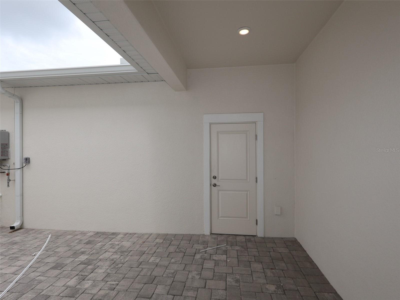 Listing Image #8