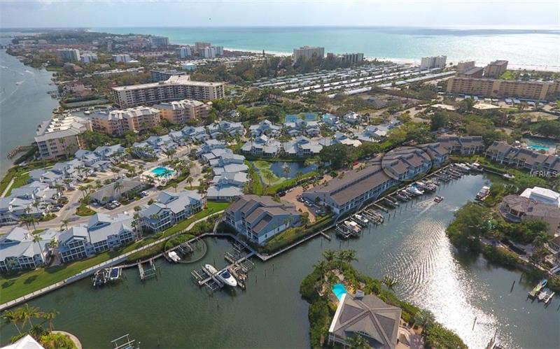 yacht club for sale