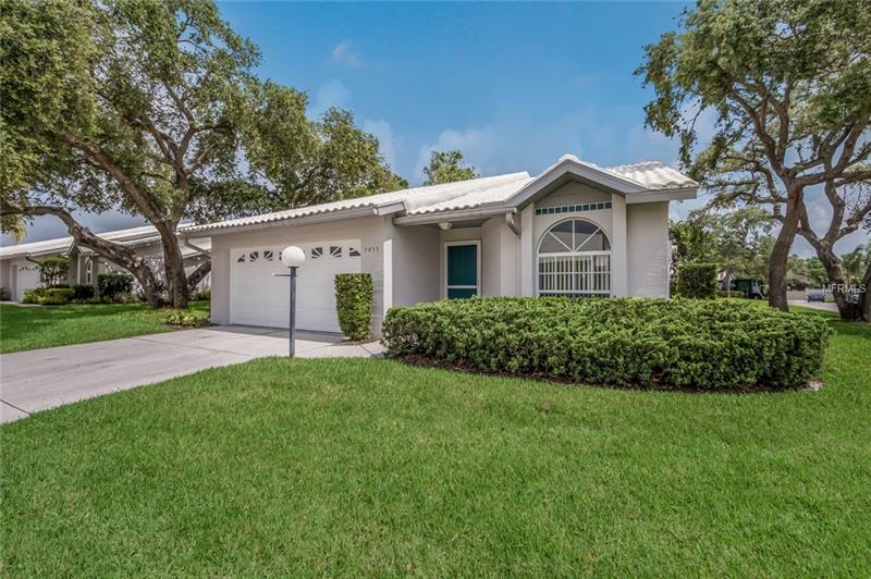 Crestwood Villas Condos for Sale Sarasota Florida