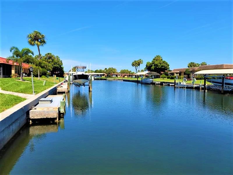 Palma Sola Harbour Sold Listings and Market Report