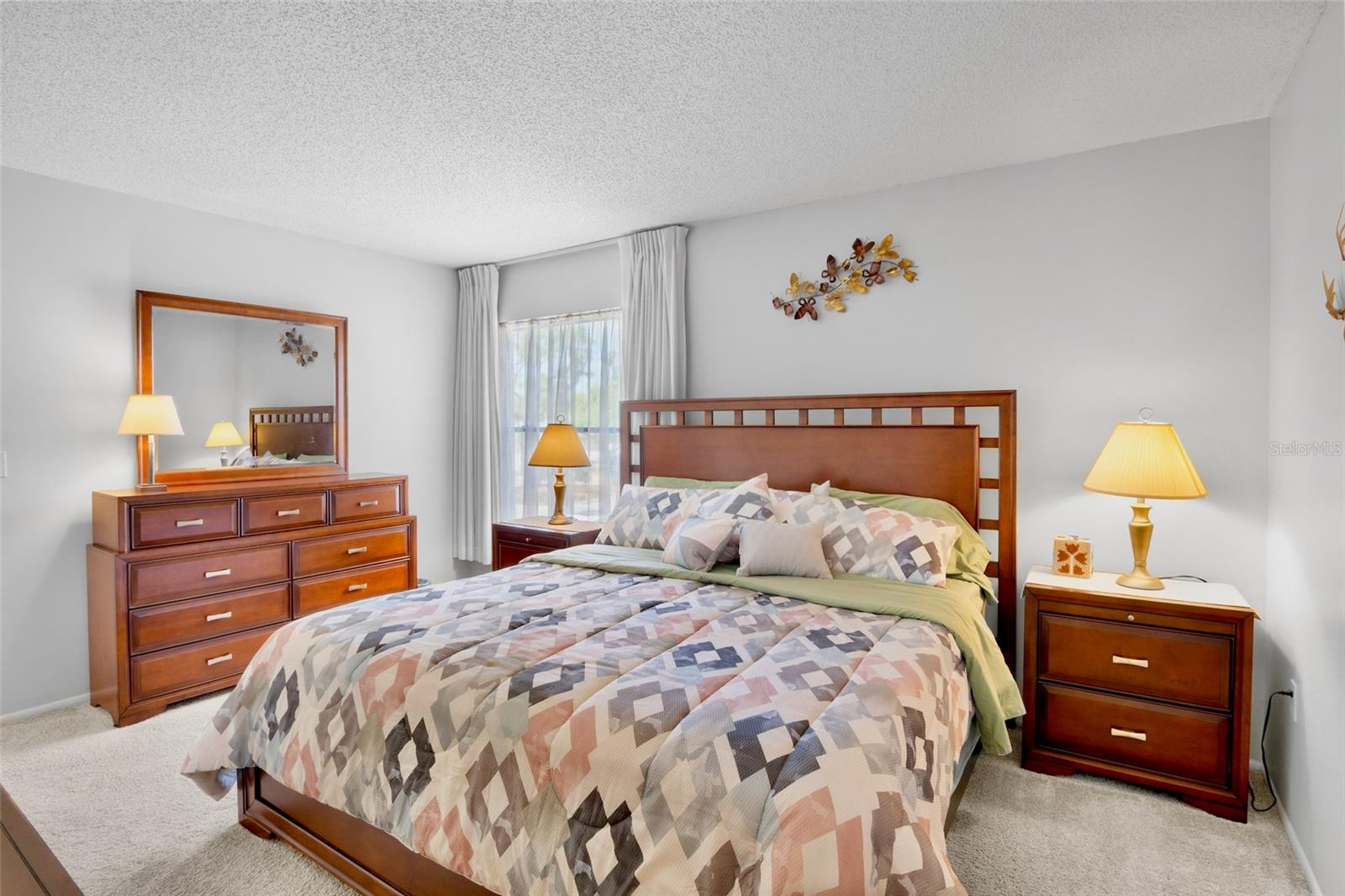 Listing Image #13