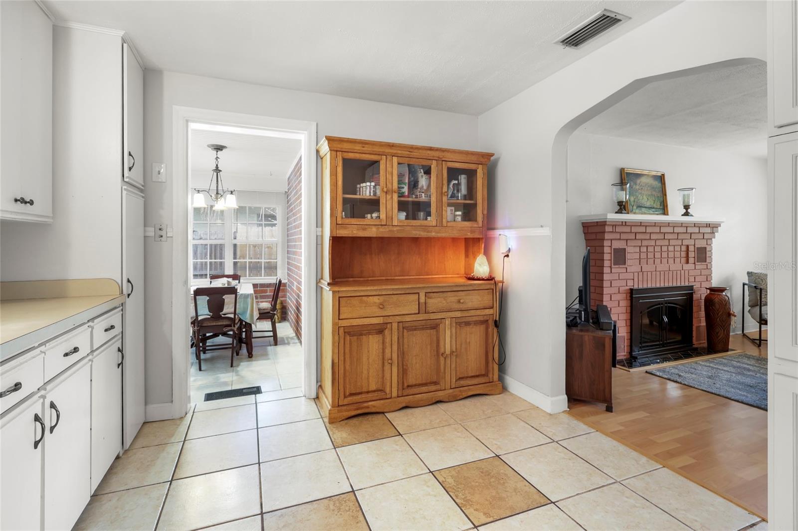 Listing Image #5