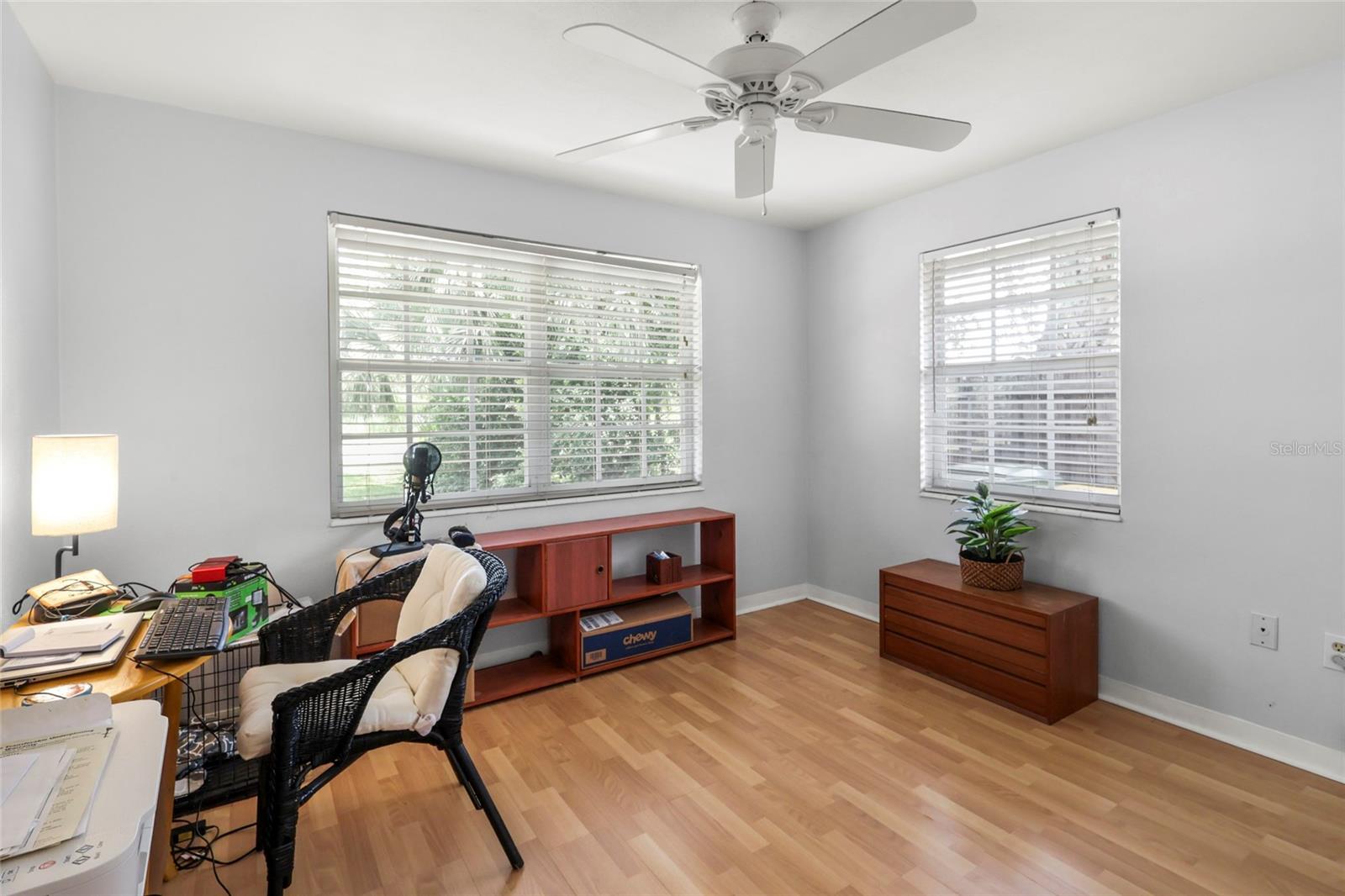 Listing Image #12