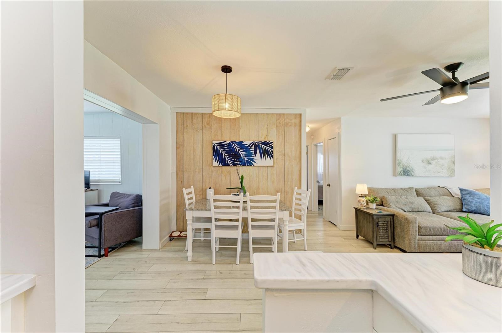 Listing Image #16