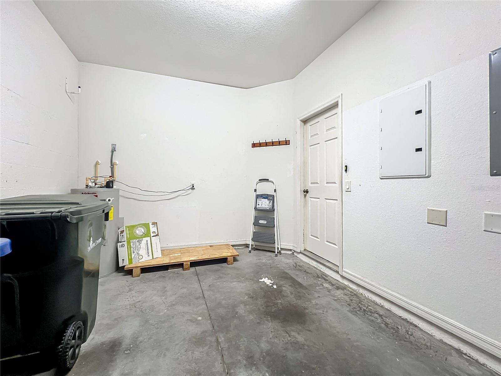Listing Image #33