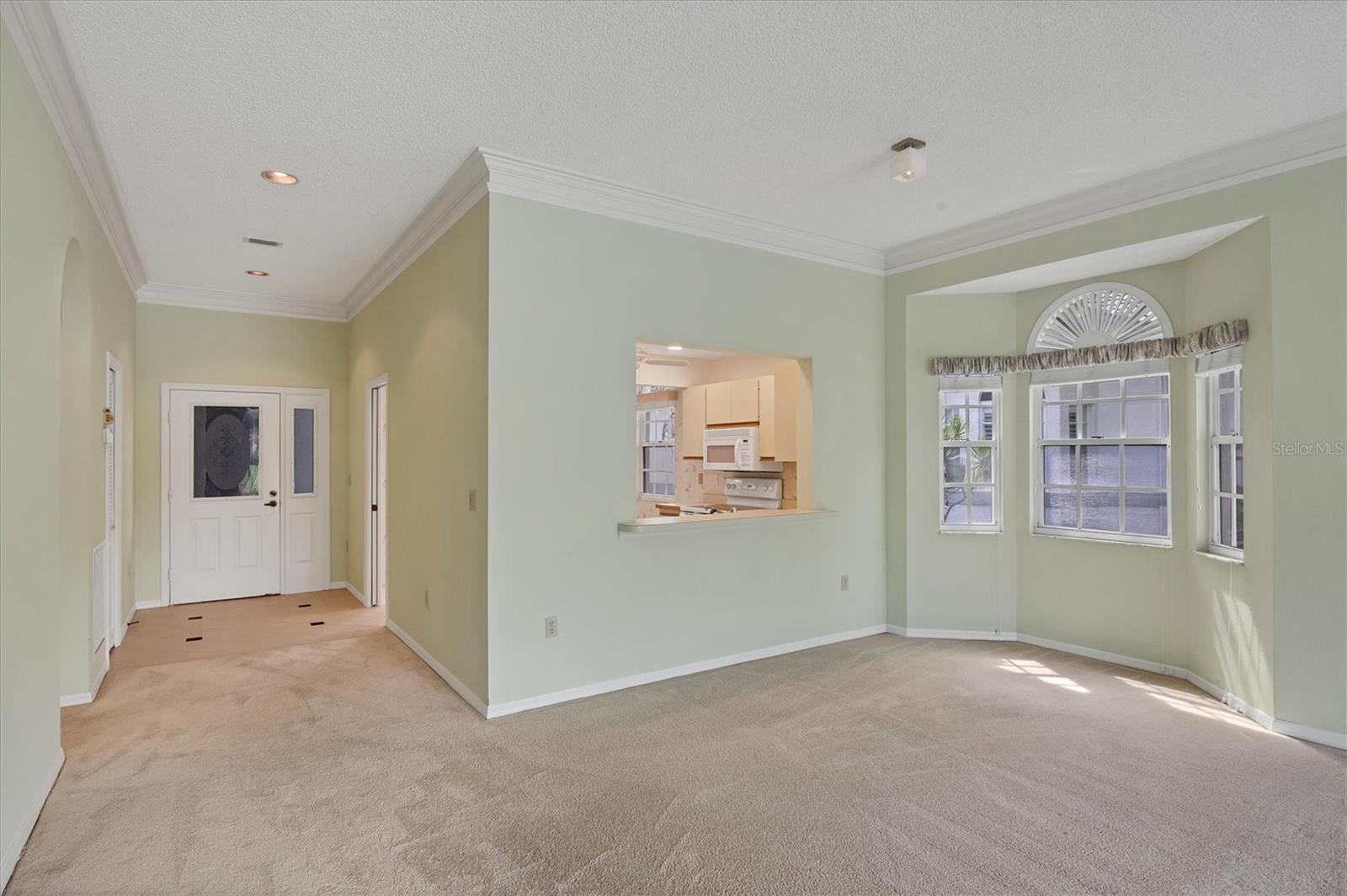 Listing Image #11