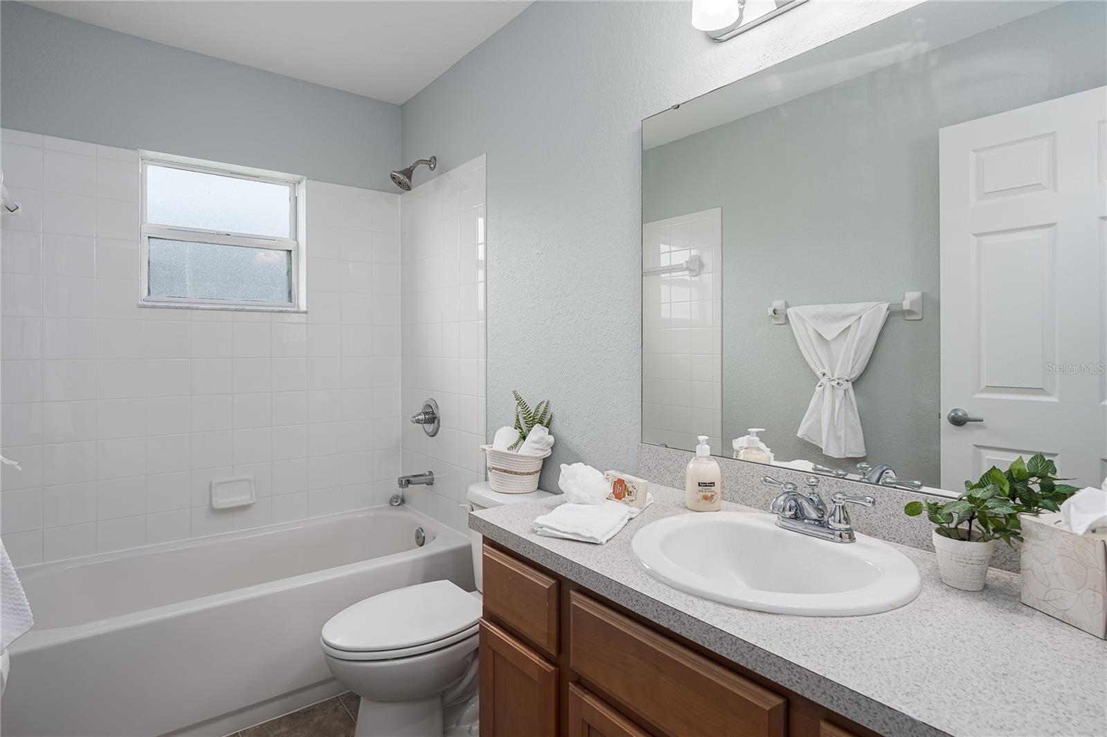 Listing Image #7