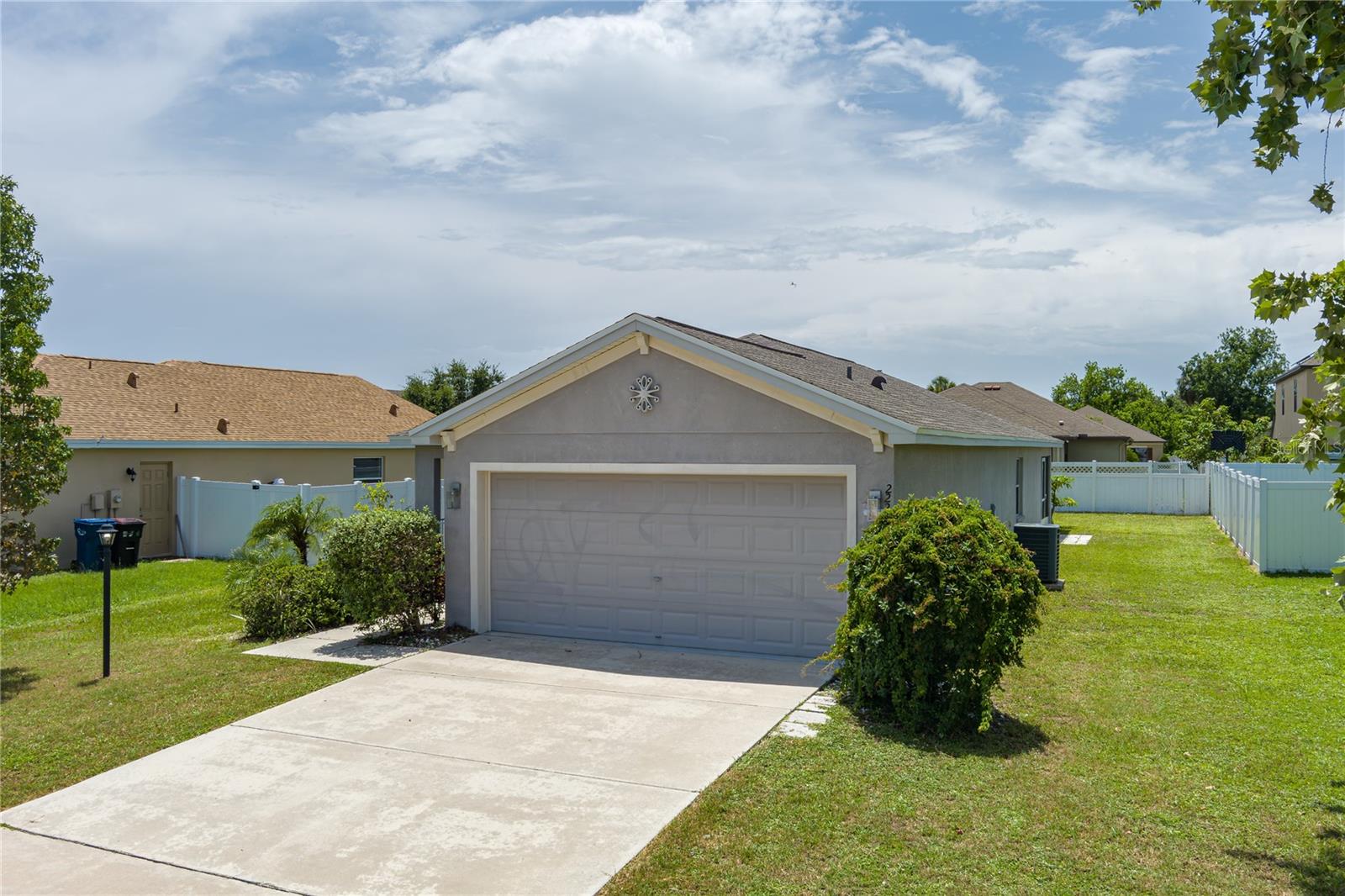 Listing Image #11