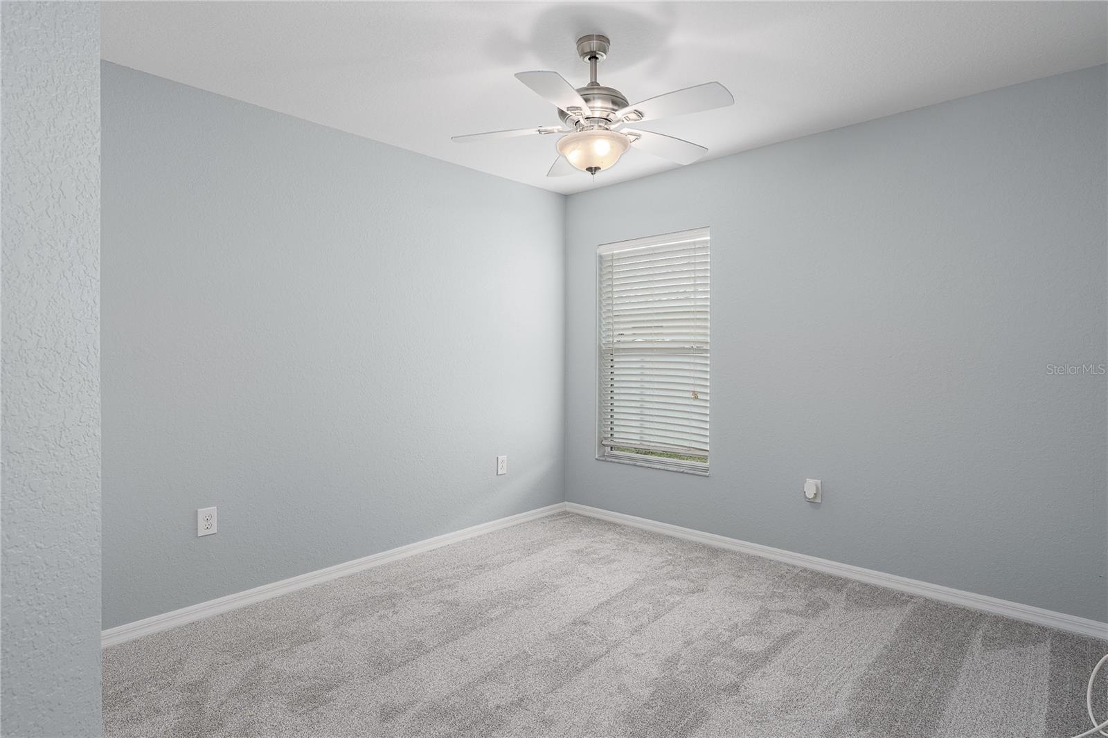 Listing Image #13