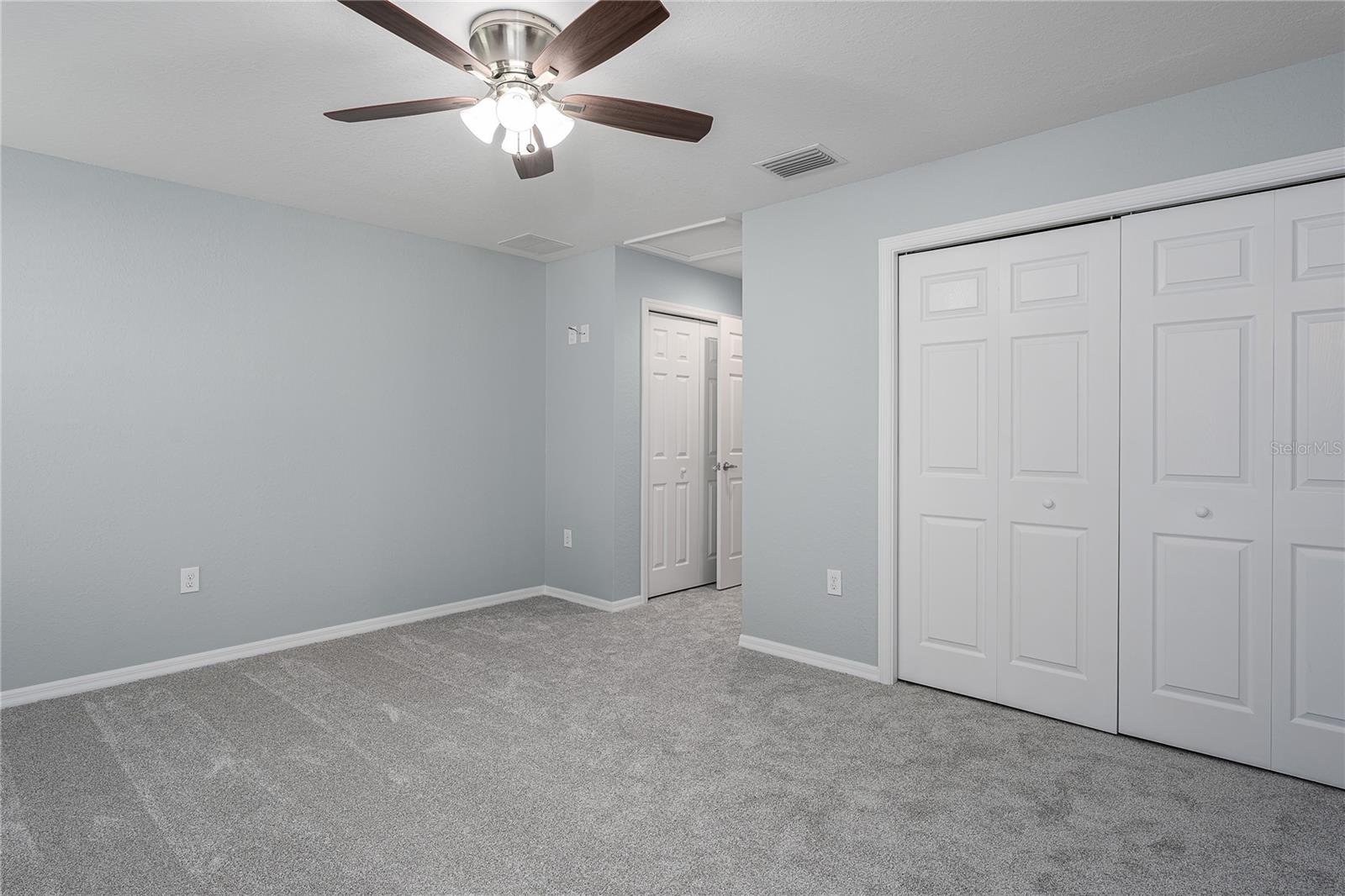 Listing Image #15