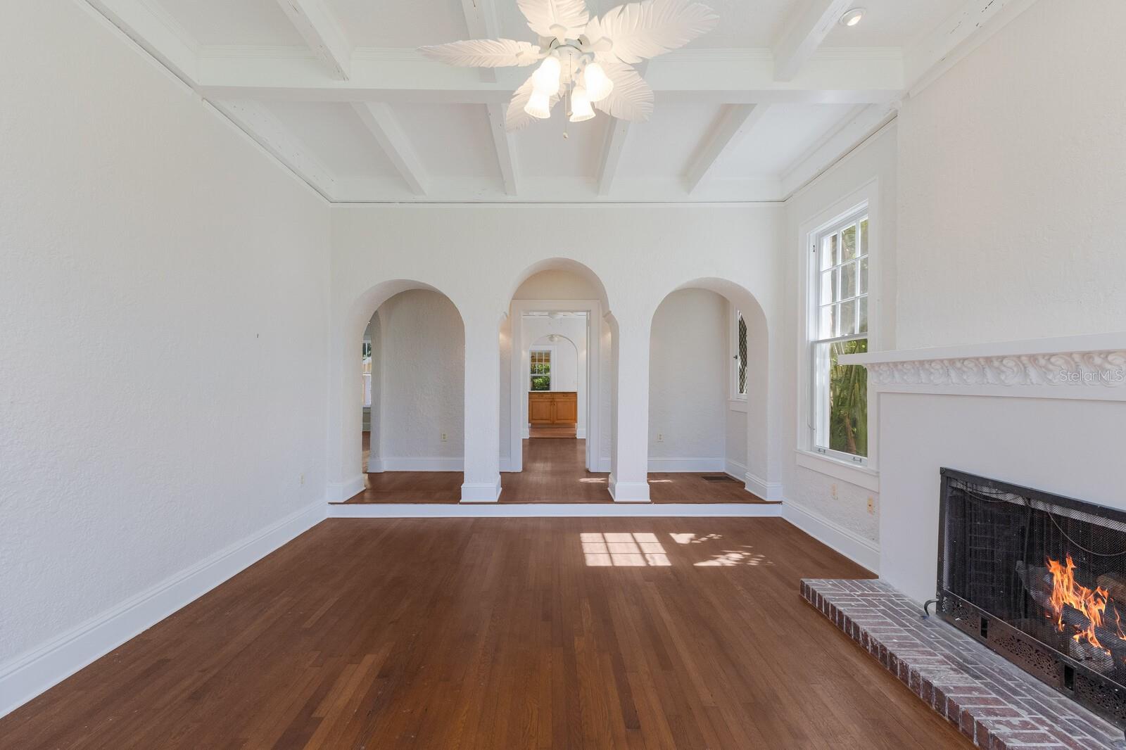 Listing Image #13