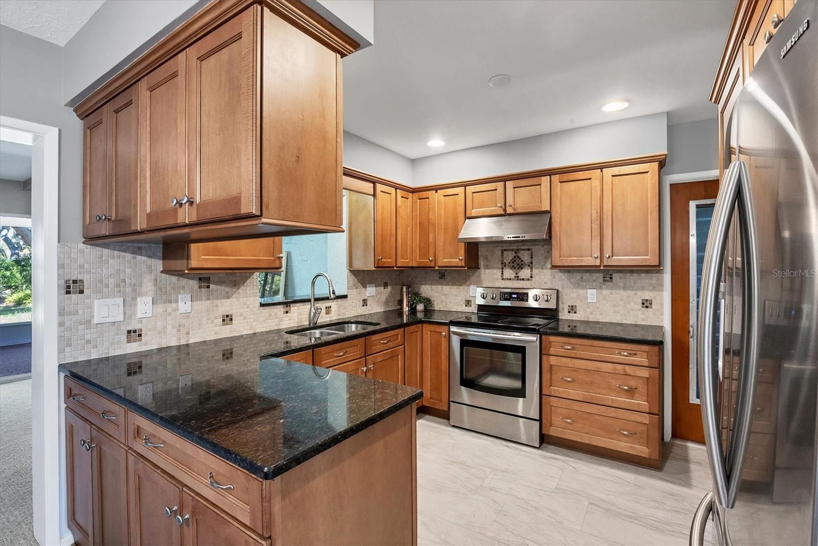 Listing Image #6