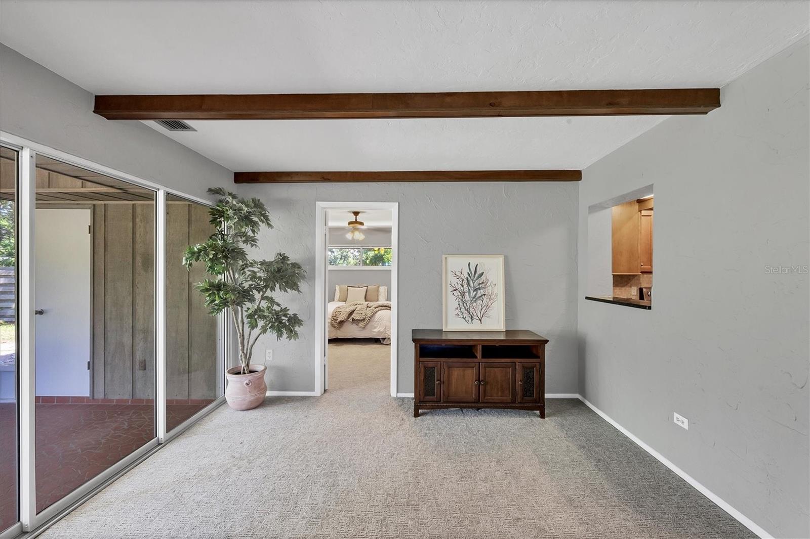 Listing Image #15