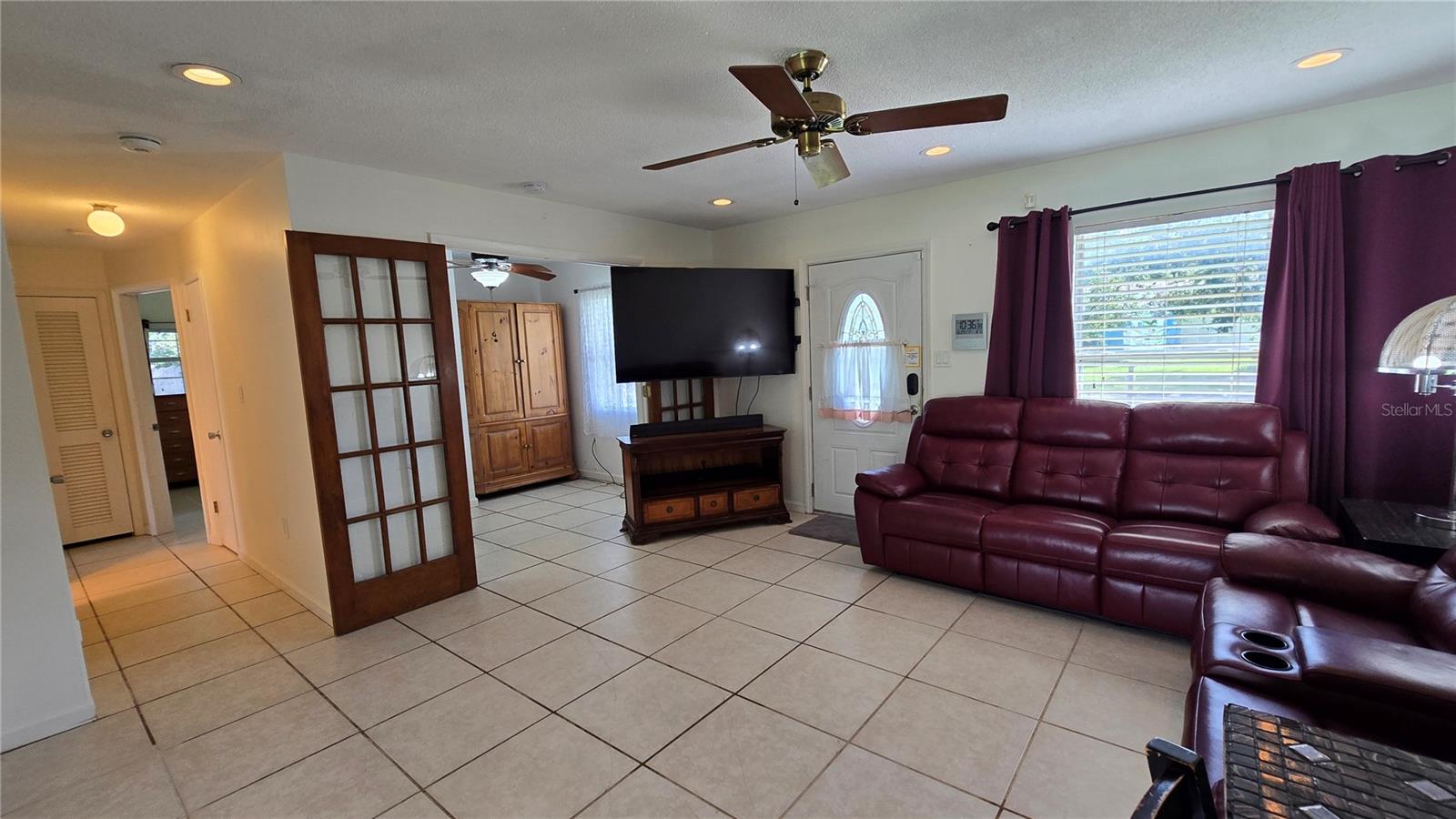 Listing Image #3