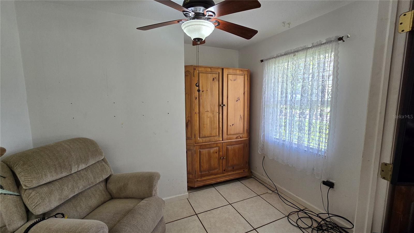 Listing Image #4