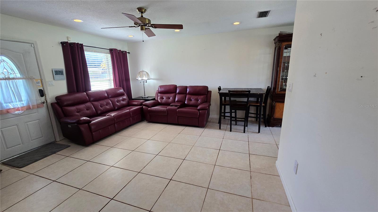 Listing Image #5