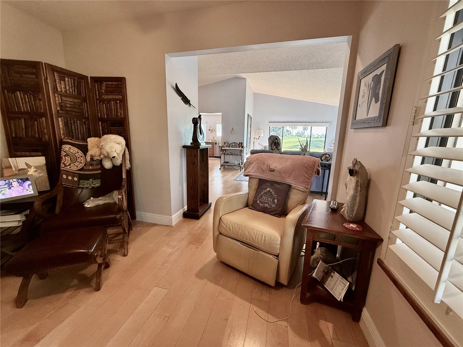 Listing Image #15