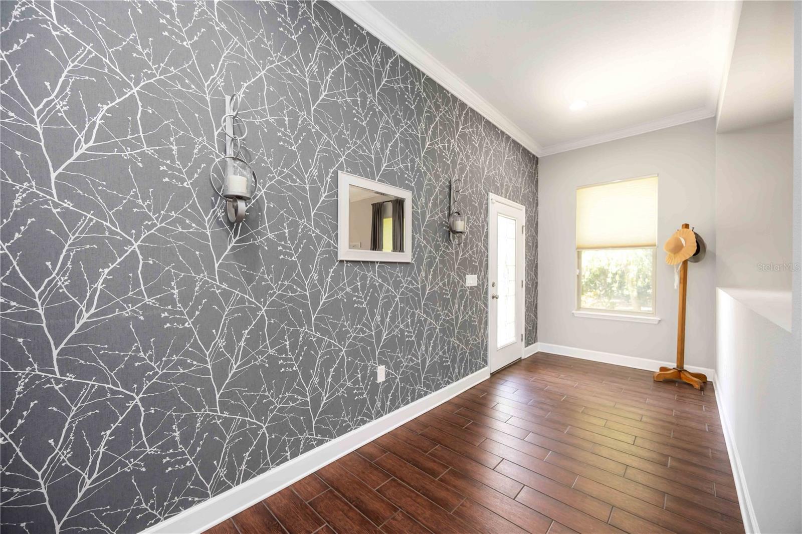 Listing Image #4
