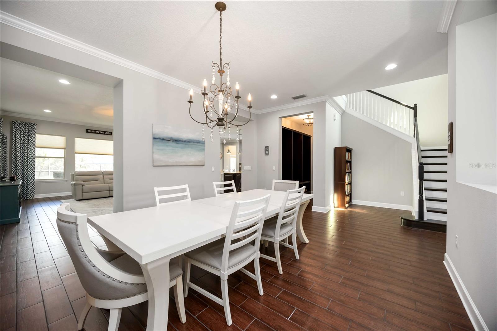 Listing Image #8