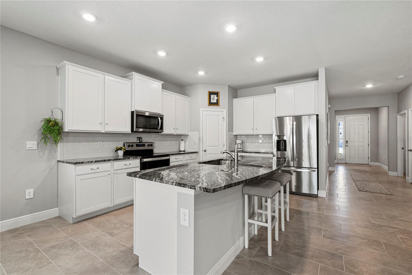 Listing Image #8