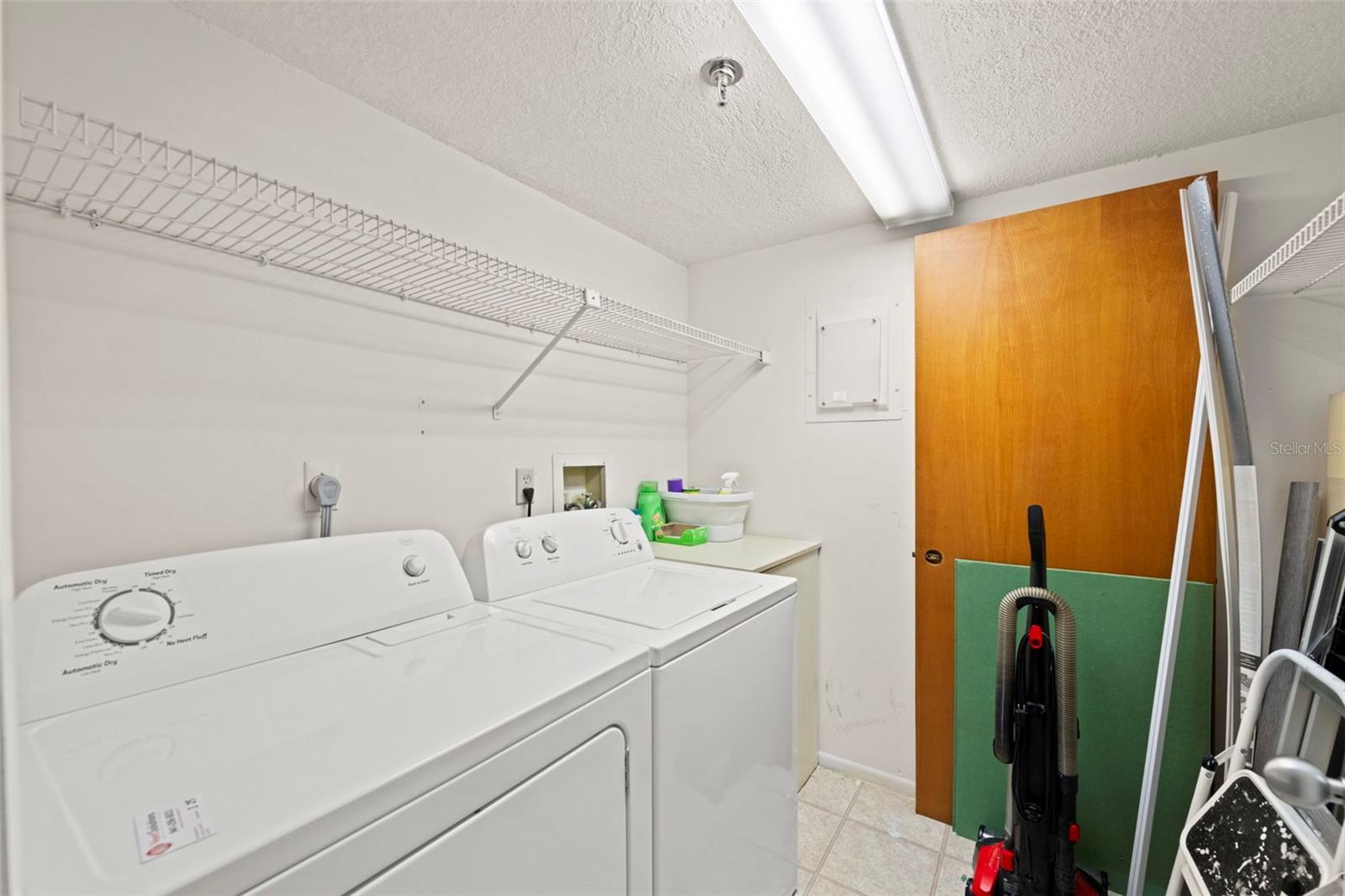 Listing Image #11