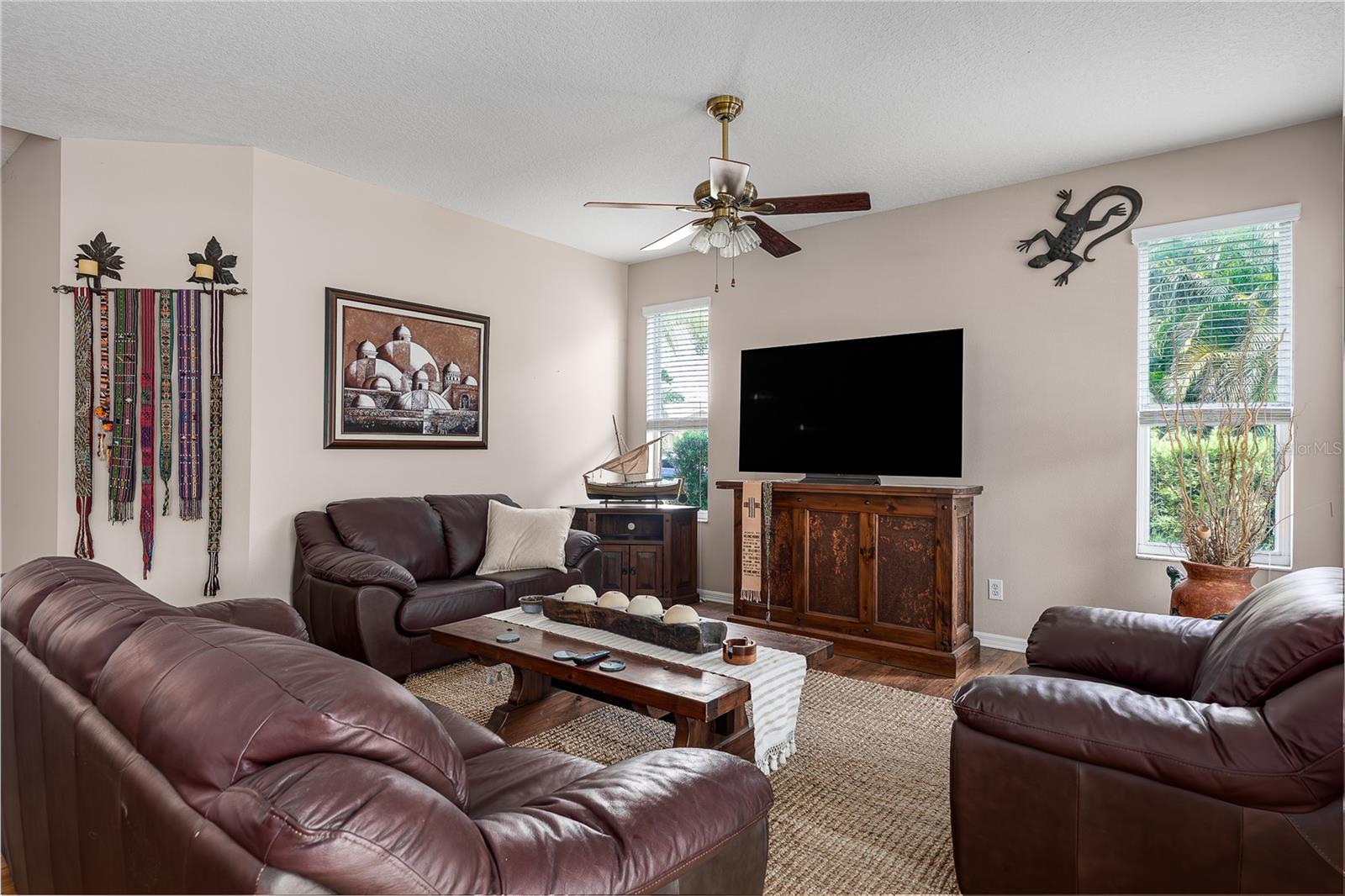 Listing Image #5