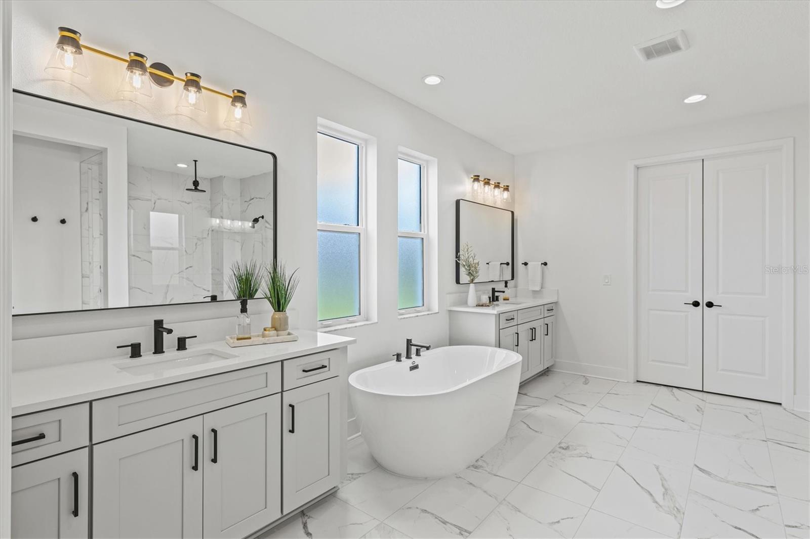 Listing Image #29