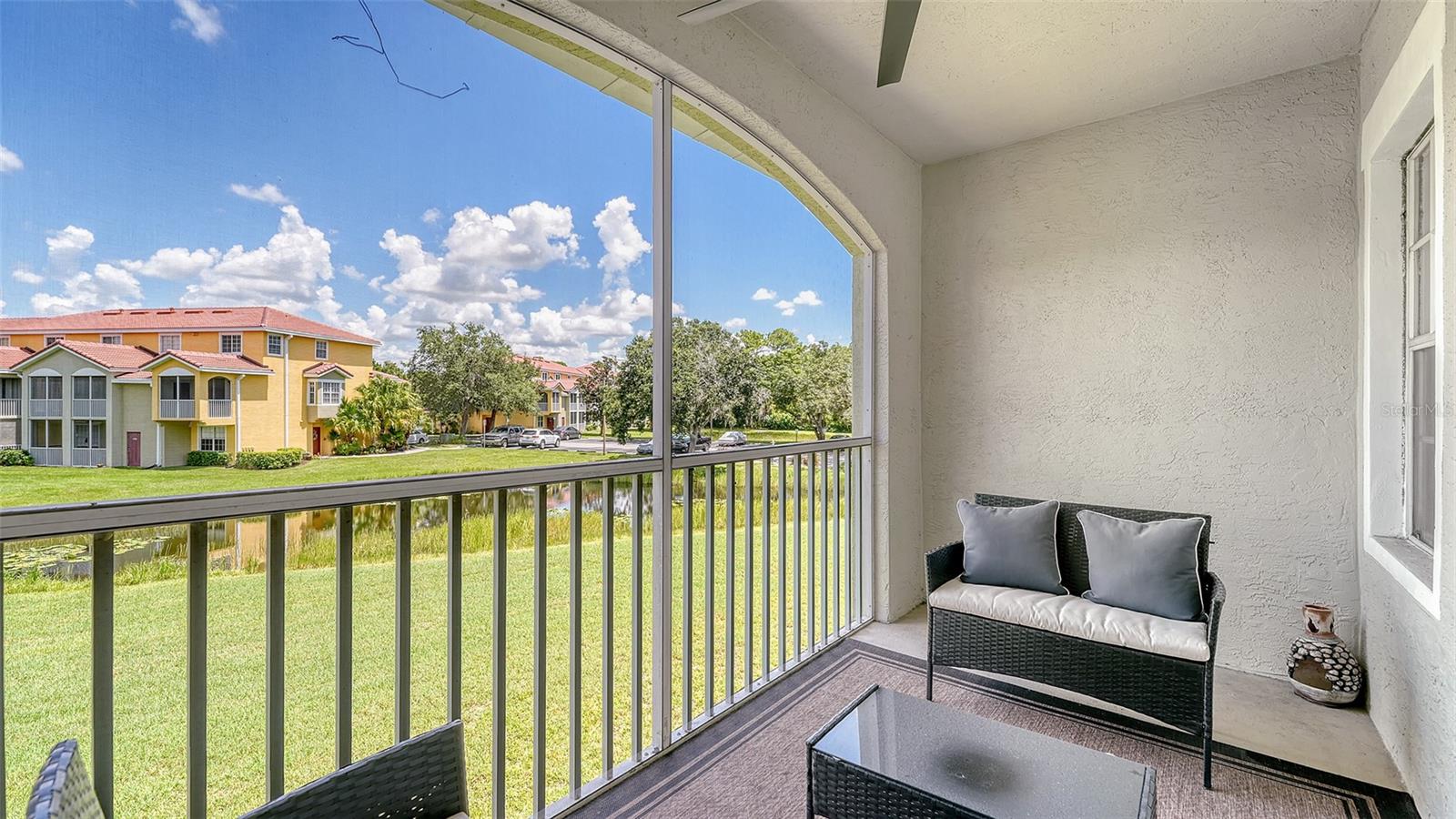 Listing Image #12