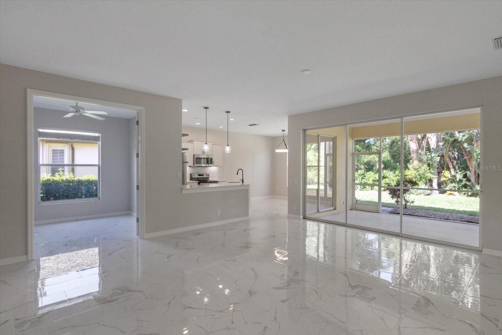 Listing Image #8