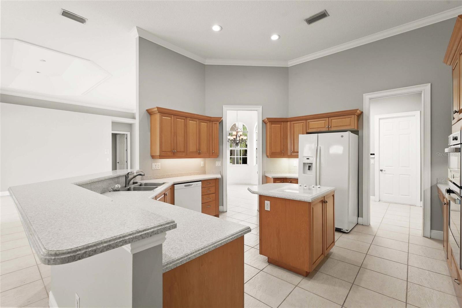 Listing Image #5