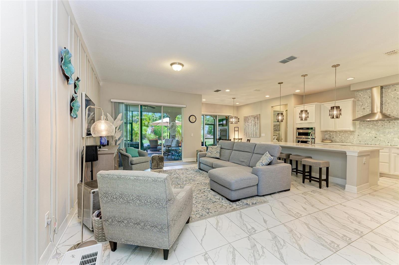 Listing Image #6