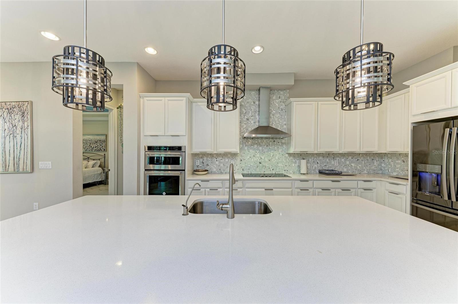 Listing Image #12