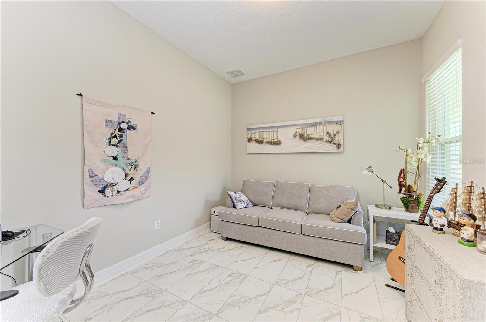 Listing Image #32