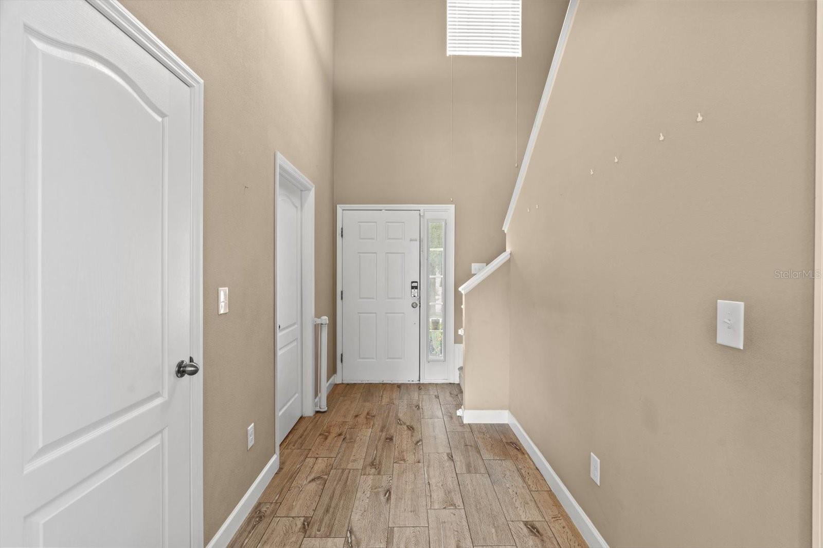 Listing Image #19
