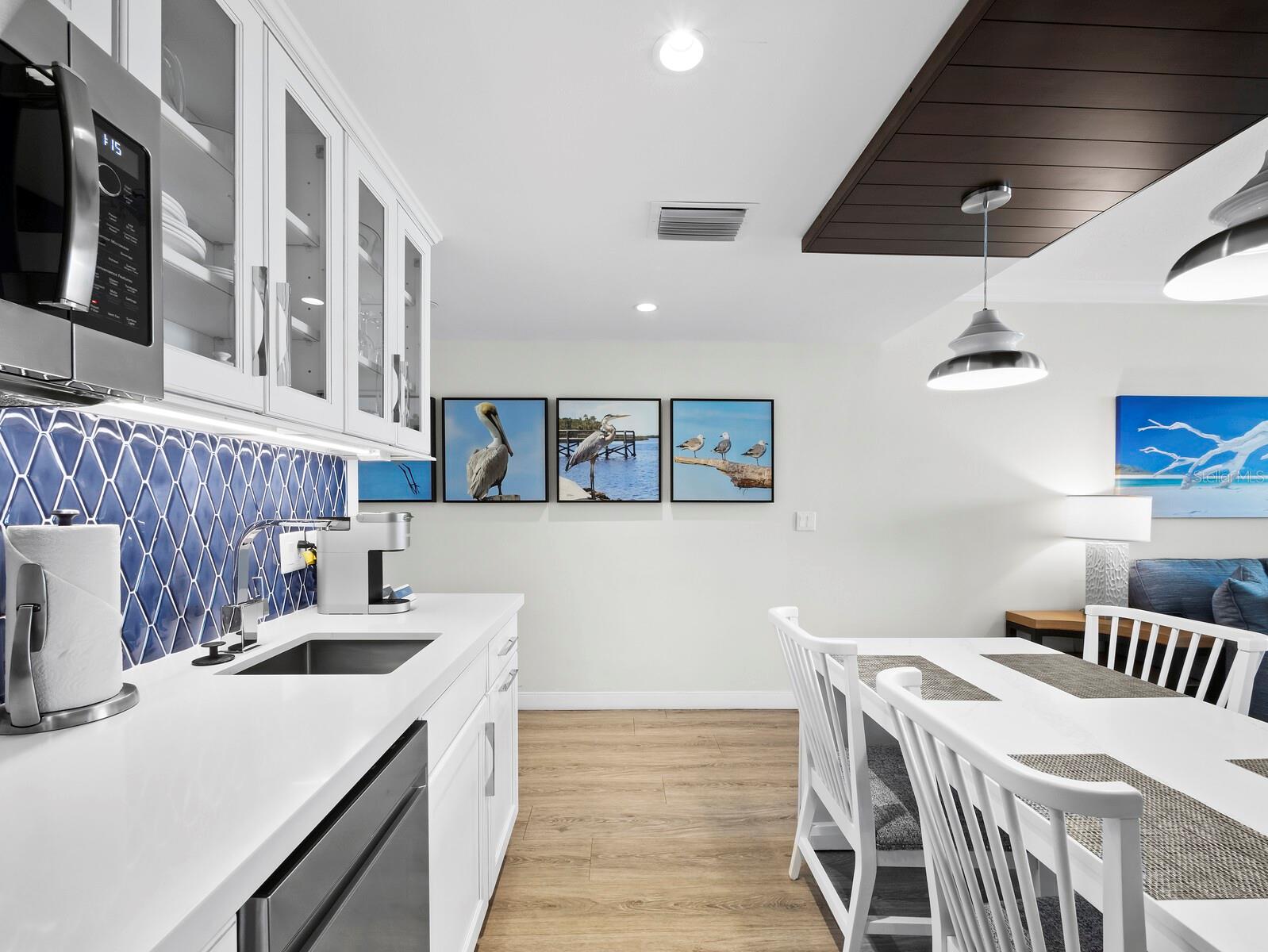 Listing Image #11