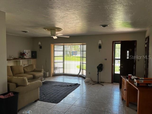 Listing Image #4
