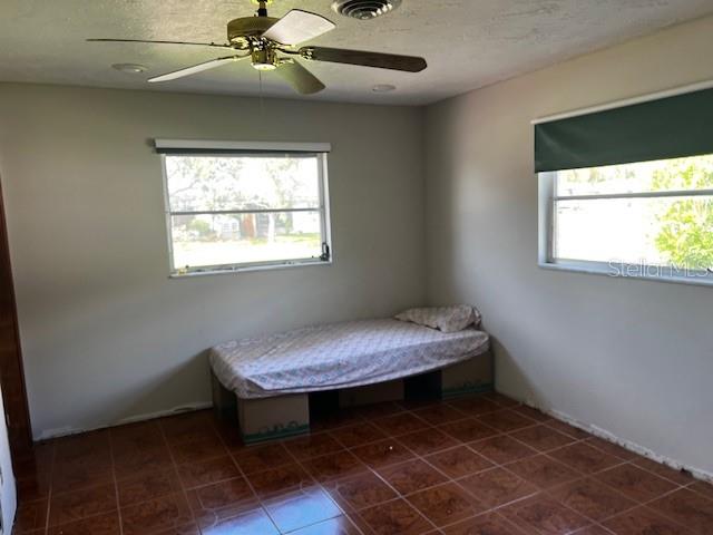 Listing Image #9