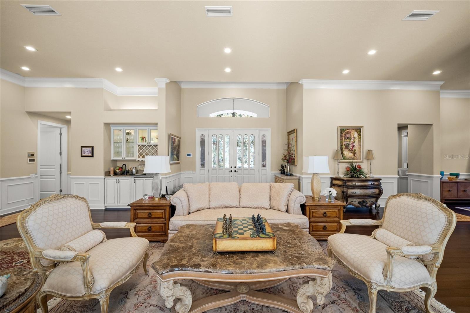 Listing Image #13
