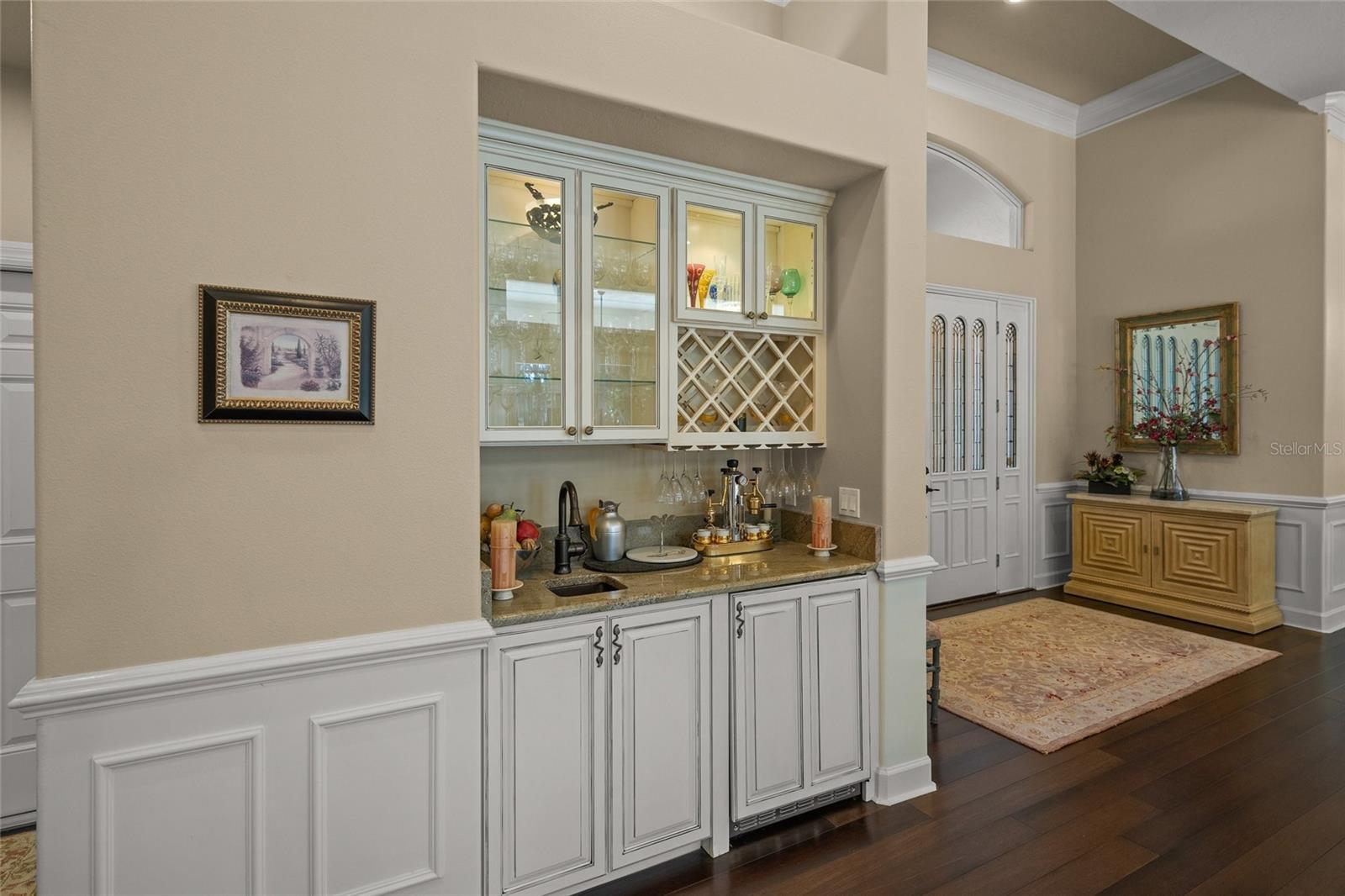 Listing Image #14