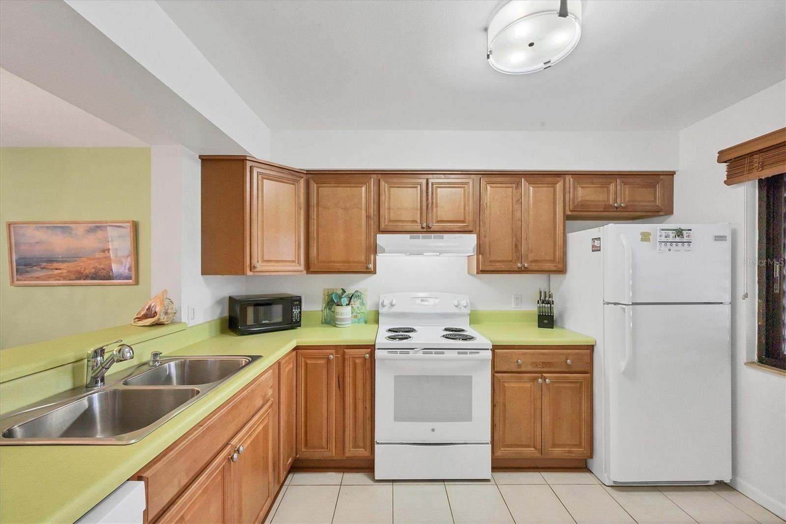 Listing Image #12