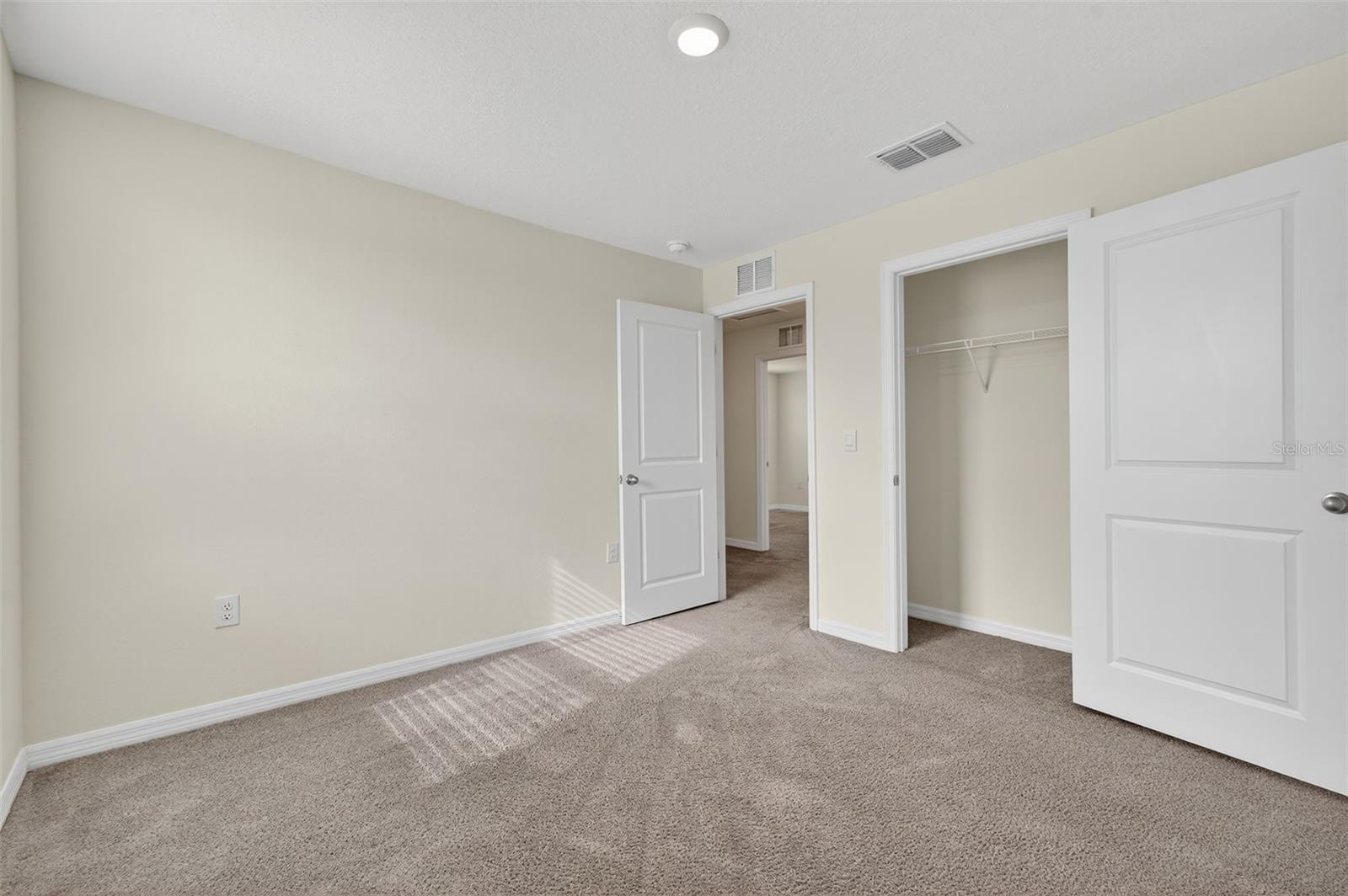 Listing Image #41