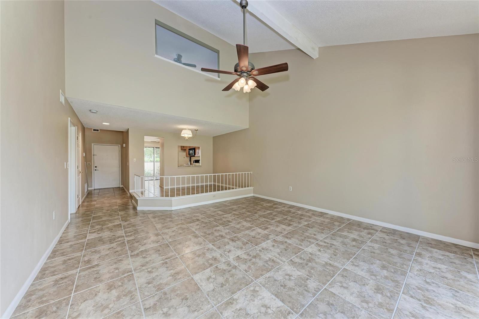 Listing Image #12
