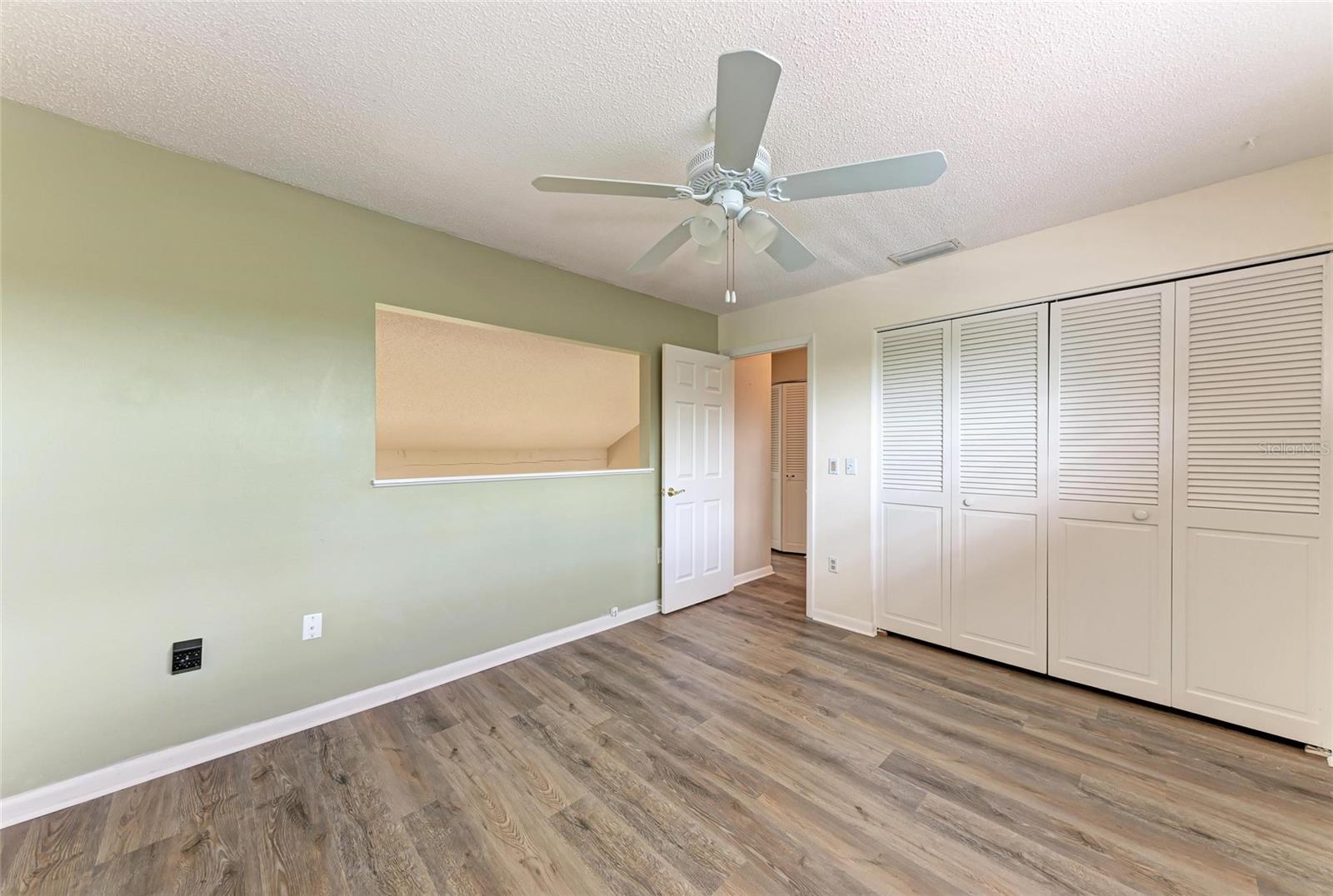 Listing Image #29