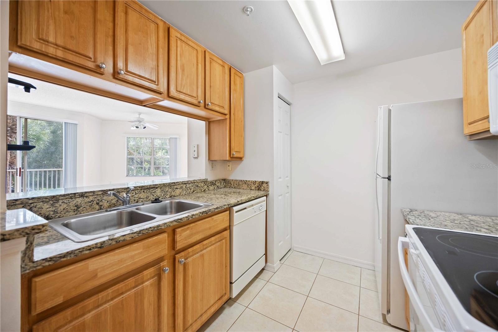 Listing Image #5