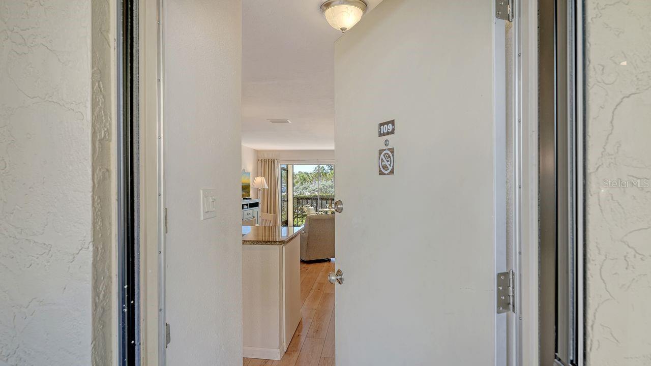 Listing Image #6