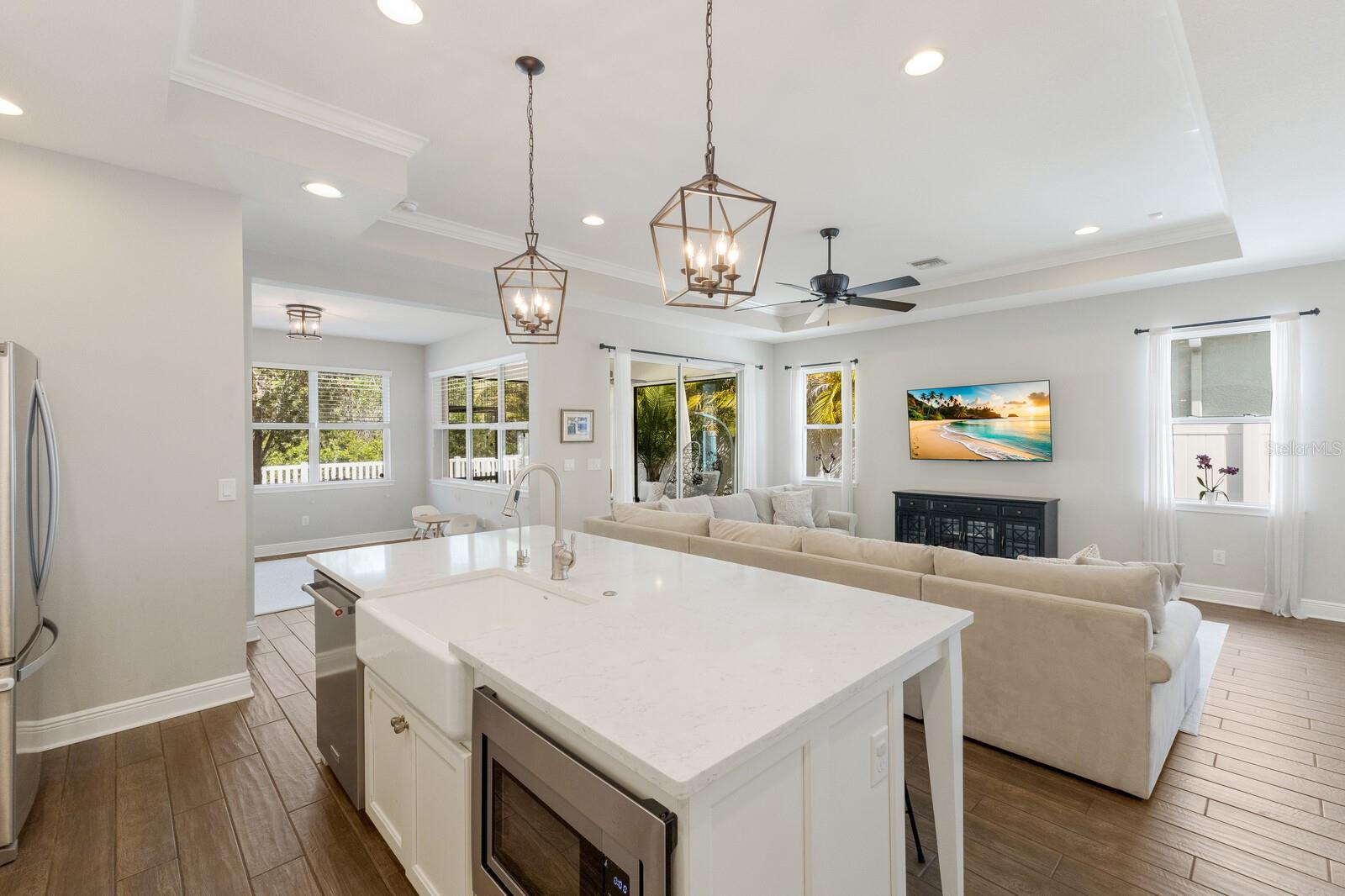 Listing Image #16
