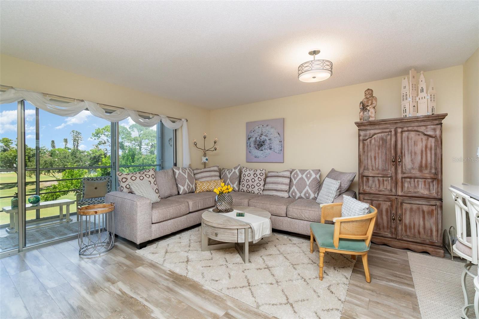 Listing Image #6
